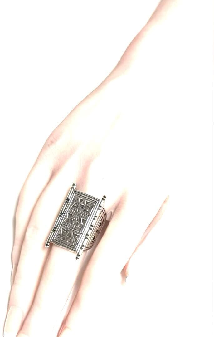 ハンドメイド　シルバー　リング