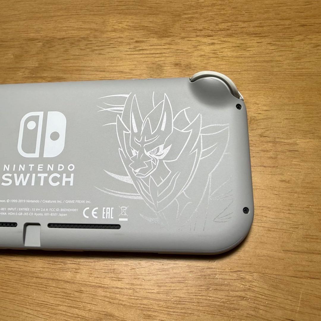 【美品】Nintendo Switch Lite ポケモンモデル