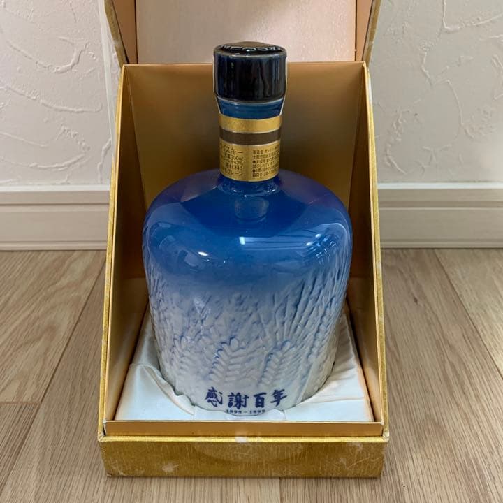 【ボトル未開封】SUNTORY サントリー　感謝百年　ウイスキー　《特別価格》