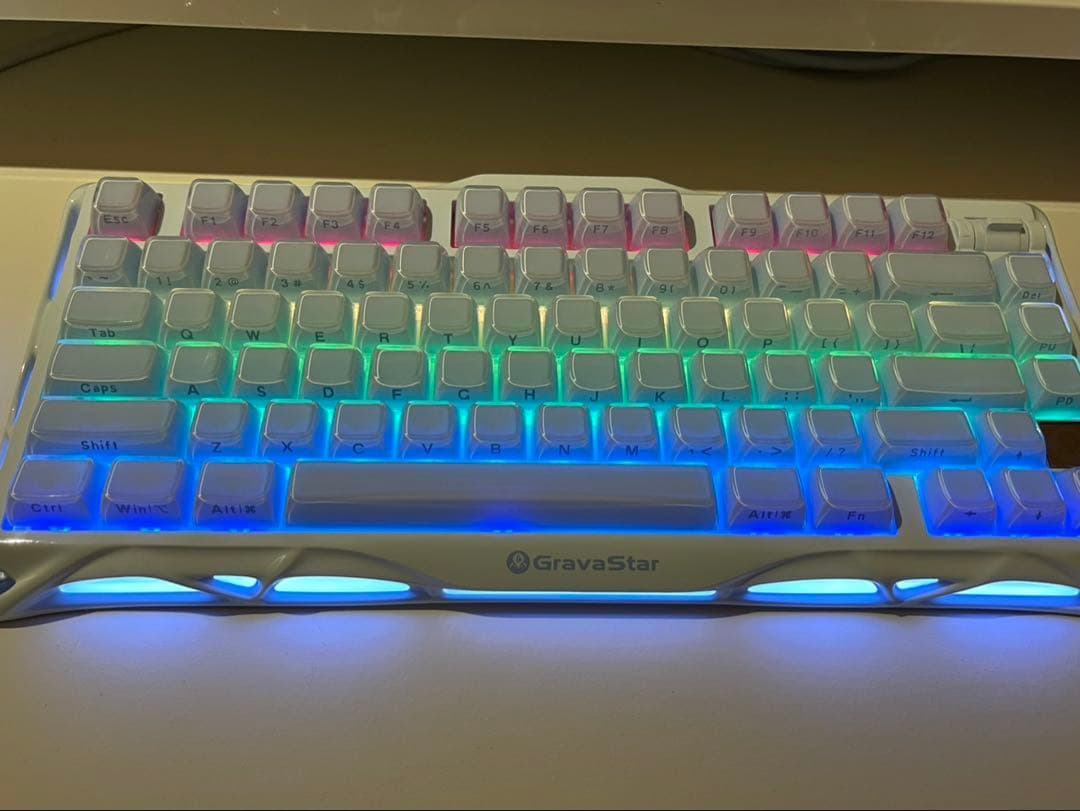 Gravastar K1 ゲーミングキーボード　水色