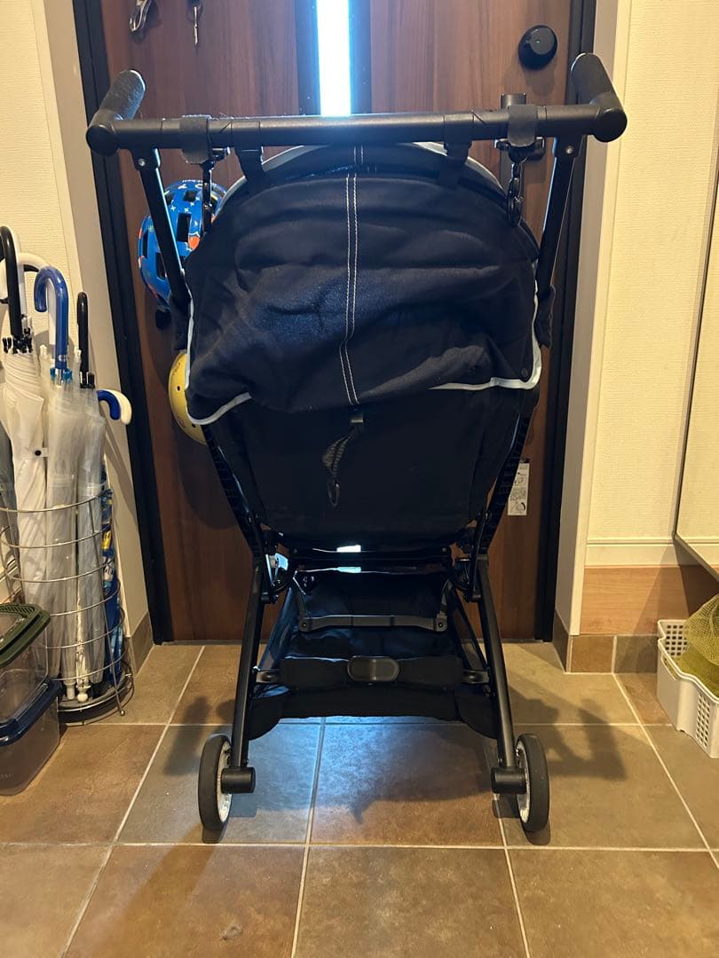 折りたたみ式ベビーカー ネイビー