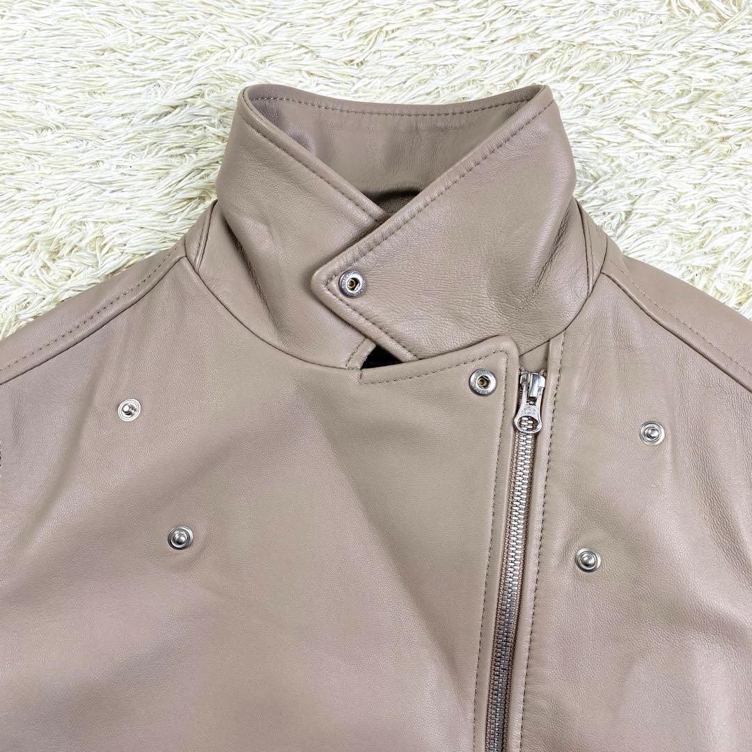 【新品未使用】23区 ライダースジャケット ラムレザー ダブル 38 ベージュ