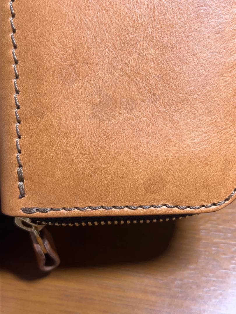 HERZ ヘルツ レザー ラウンドジッパー 長財布