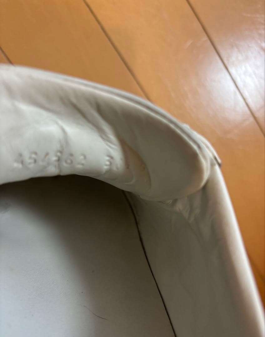 GUCCI グッチ　ACEシェリーラインスターレザーローカットスニーカー