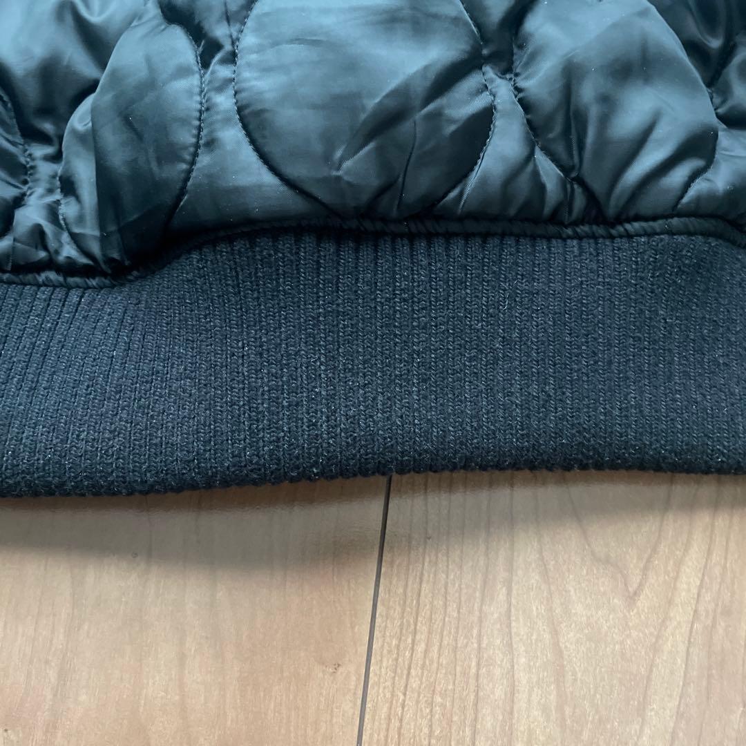 美品！ALPHA INDUSTRIES フード付きブラックブルゾン　TA1260