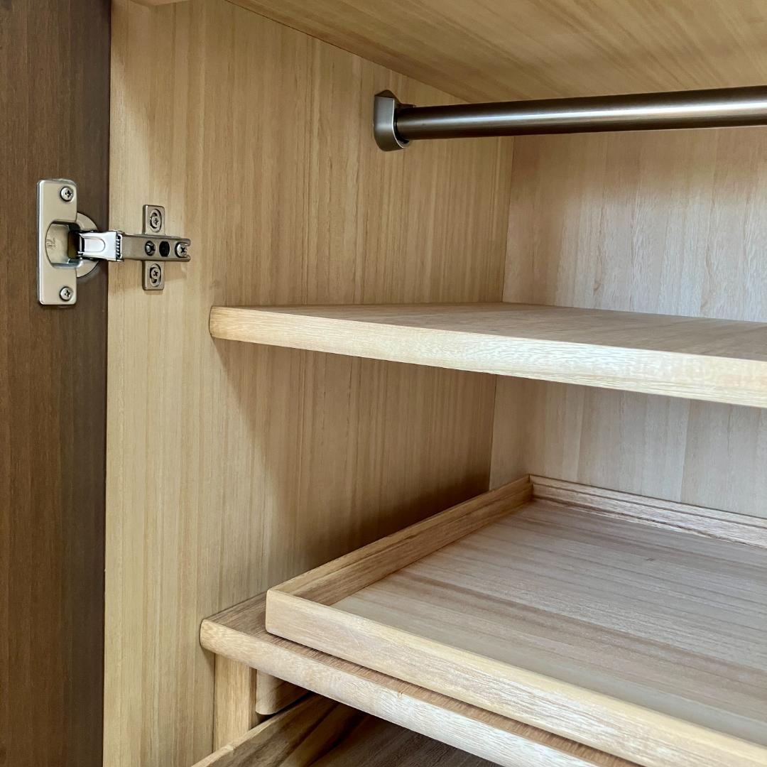 洋風桐タンス 観音開きタイプ アスティ 天然木 ナラ色 着物収納向け 家庭用