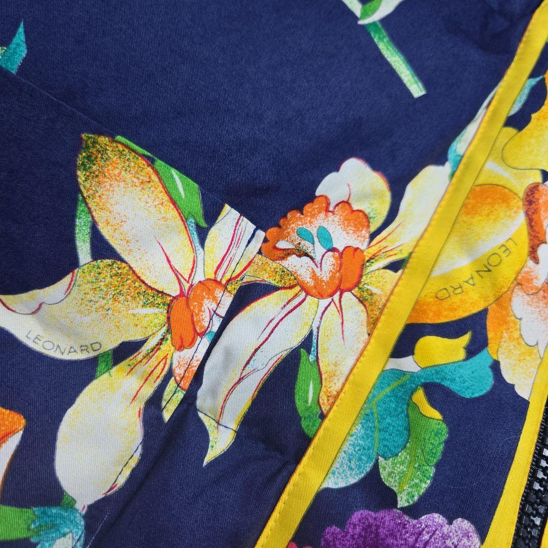 レオナール LEONARD ダウンベスト フラワー柄 ゆったりサイズ ネイビー