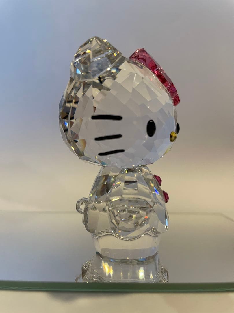 【新品 保証書付き】 2011年限定販売 スワロフスキー キティちゃん 置物