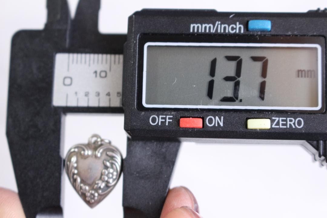 30s　スウィートハートジュエリー　波　シルバー　スクロール　チャーム　勿忘草