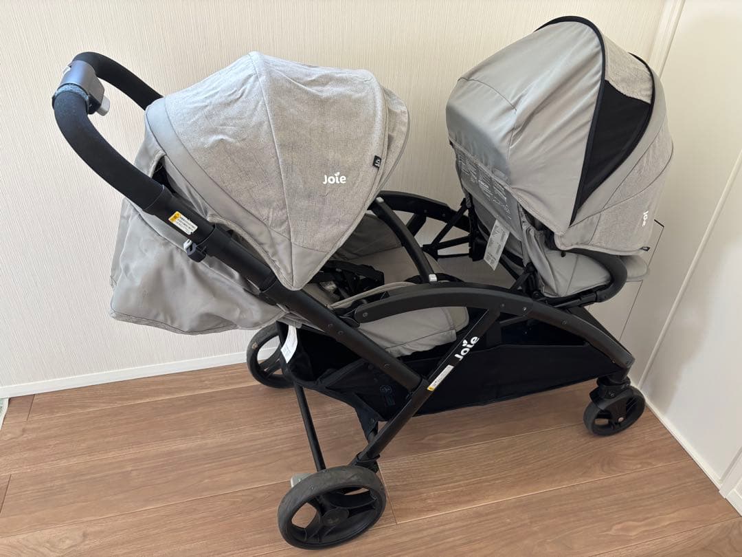 2人乗りベビーカー　年子、双子用　 Joie ダブルベビーカー グレー