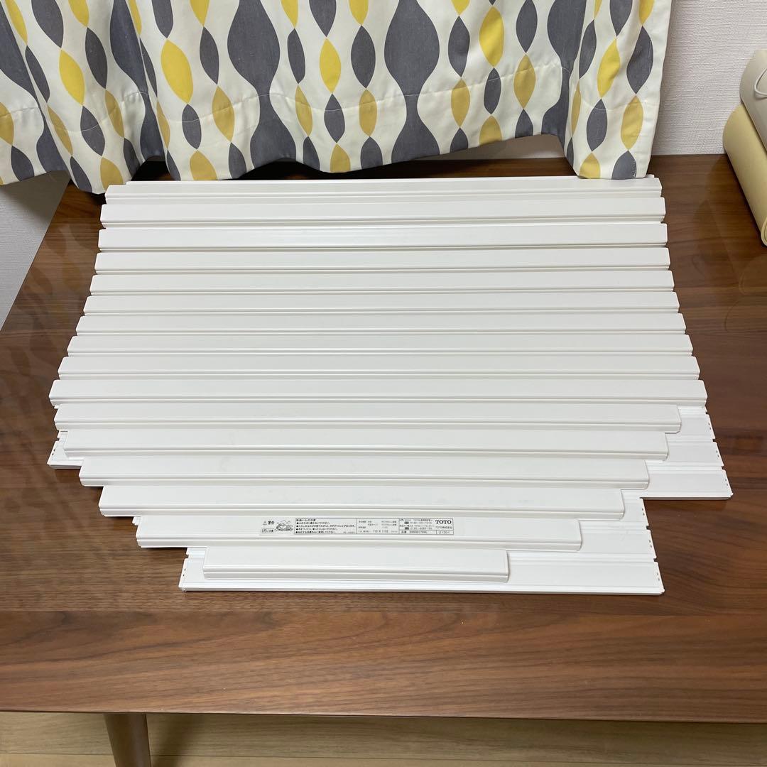 極美品TOTO風呂ふ　EKK80179WL 712×1152 定価13640円