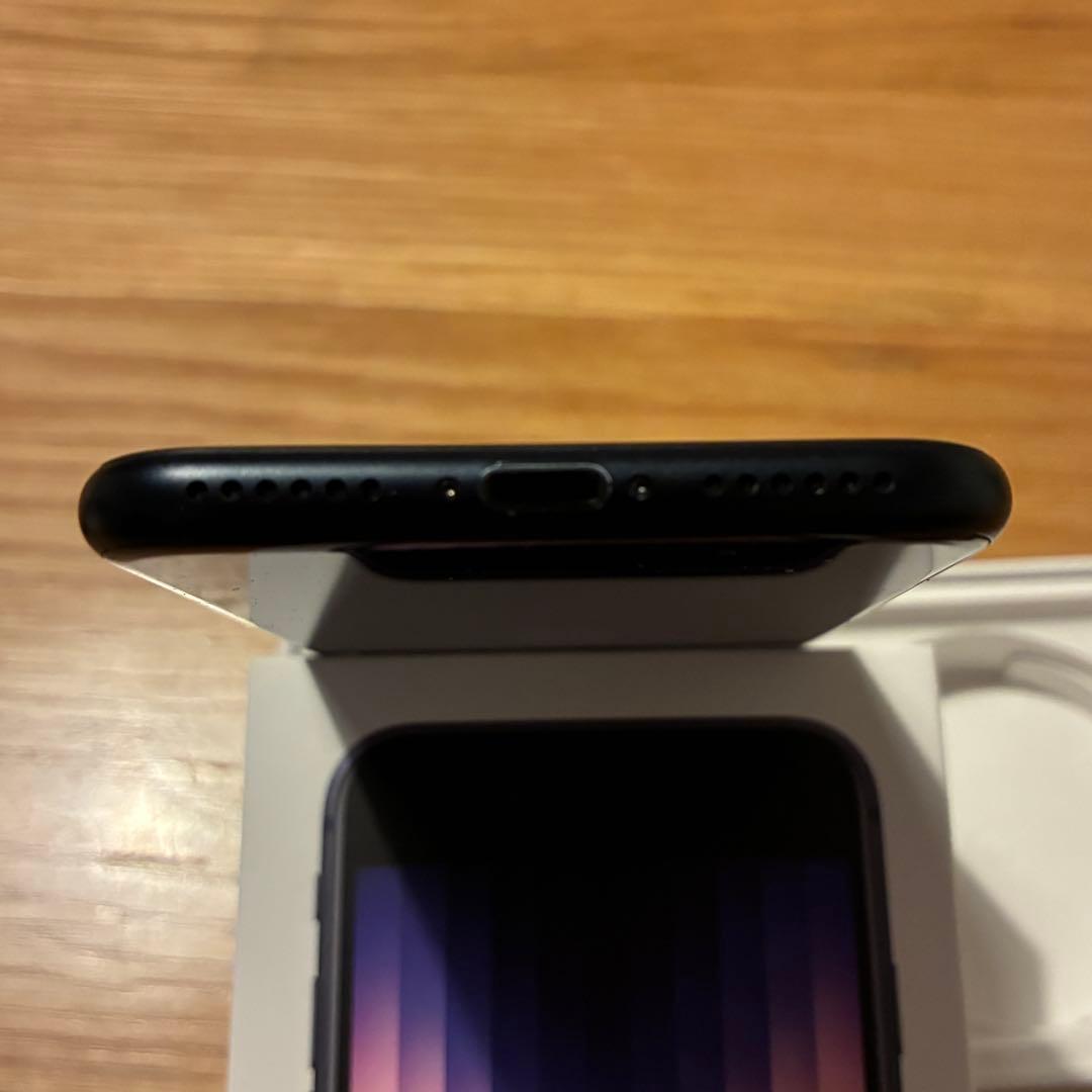 iPhone SE 第3世代 64GB ミッドナイト SIMフリー 79%