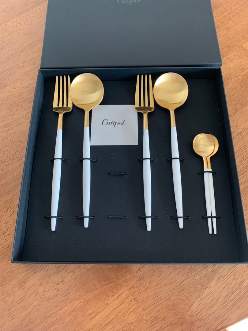 【新品/未使用/正規品】Cutipolクチポール ホワイトゴールド6本セット