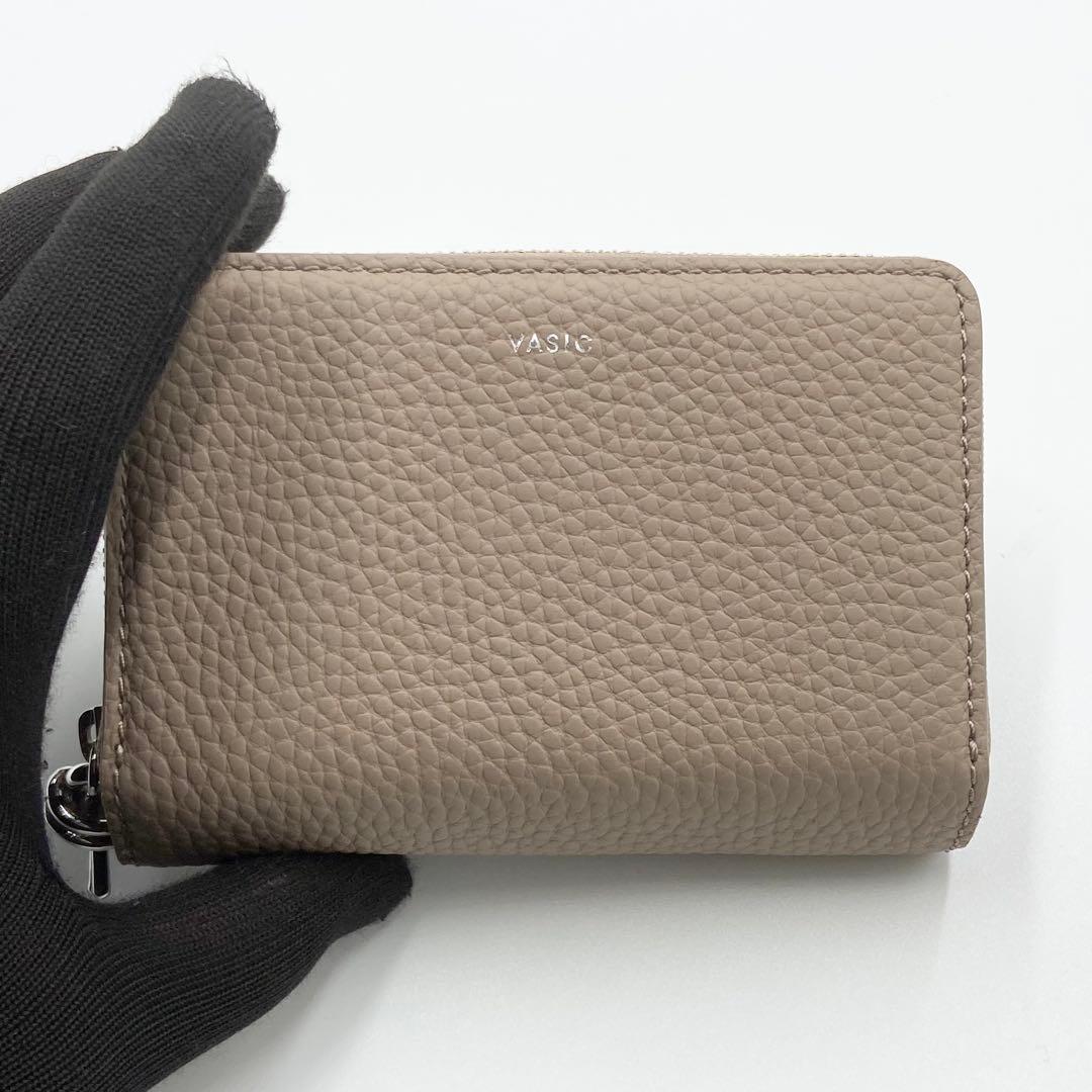 未使用級　vasic ROUND MINI 折り財布　ノット　レザー　ストーン