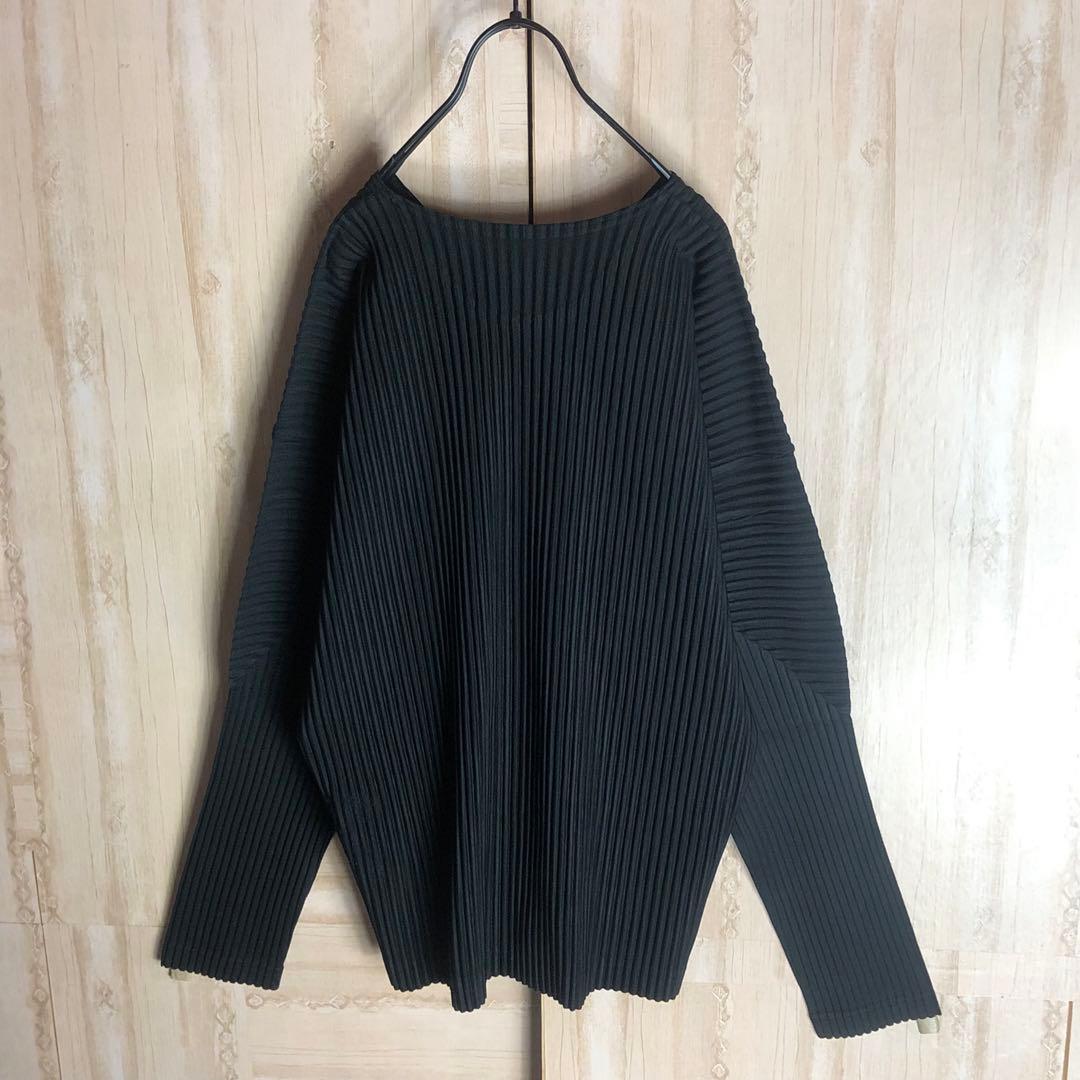 オムプリッセイッセイミヤケ　ブラック　Vネックロングスリーブカットソー3サイズ