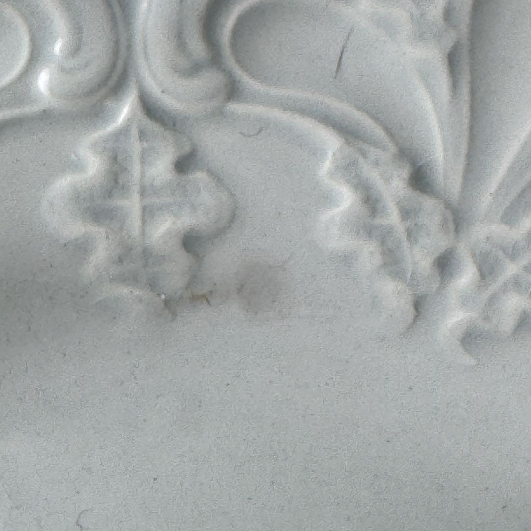 フランスアンティーク　クレイユモントロー　creil レリーフ　デザート皿