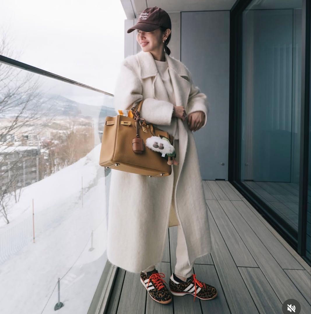 専用アディダス　　23.5 アキさん私服　　アニマル