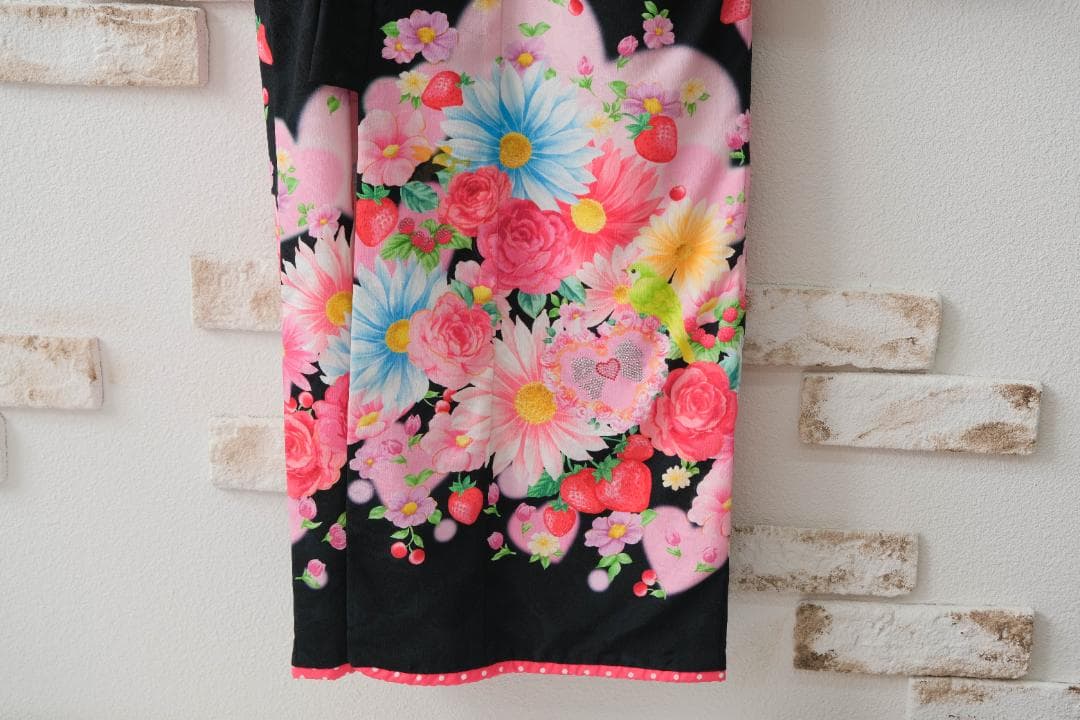 七五三　７歳女の子　着物 ピンクと黒