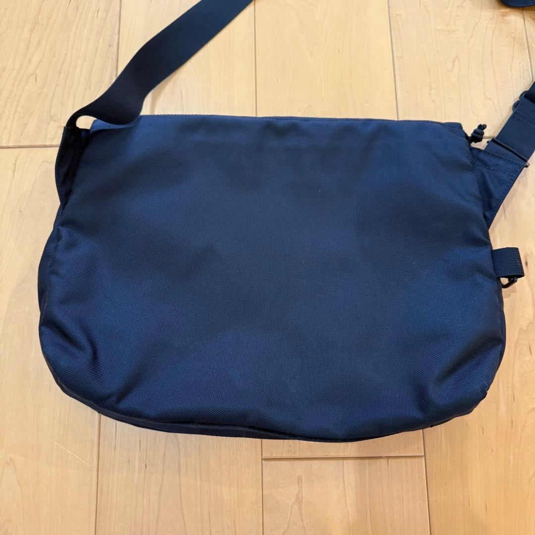 ブリーフィング メッセンジャーバッグ Fleet Messenger 13 黒