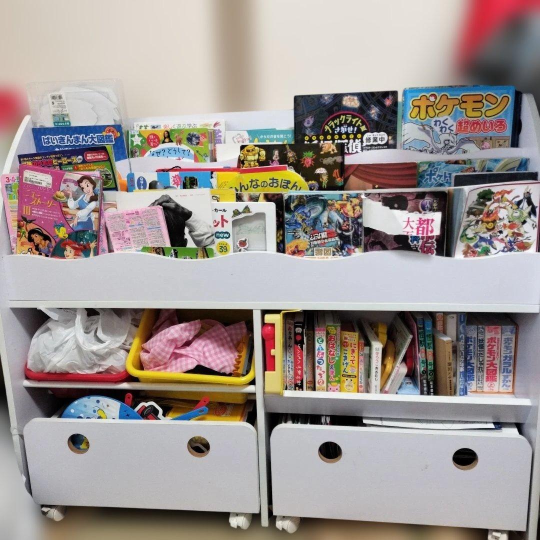 大型ホワイトオープンシェルフ