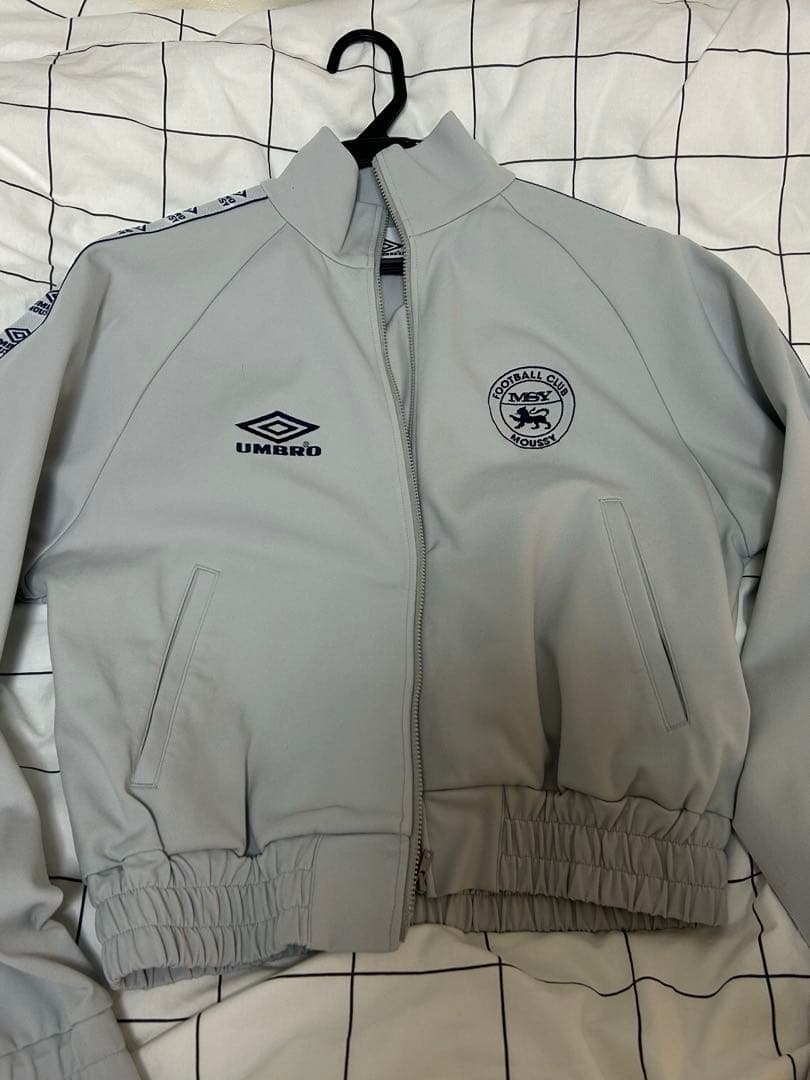 MOUSSY UMBRO ジャージトップス