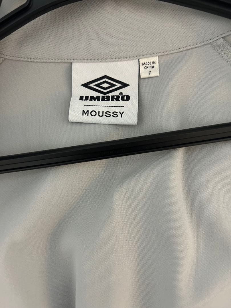 MOUSSY UMBRO ジャージトップス