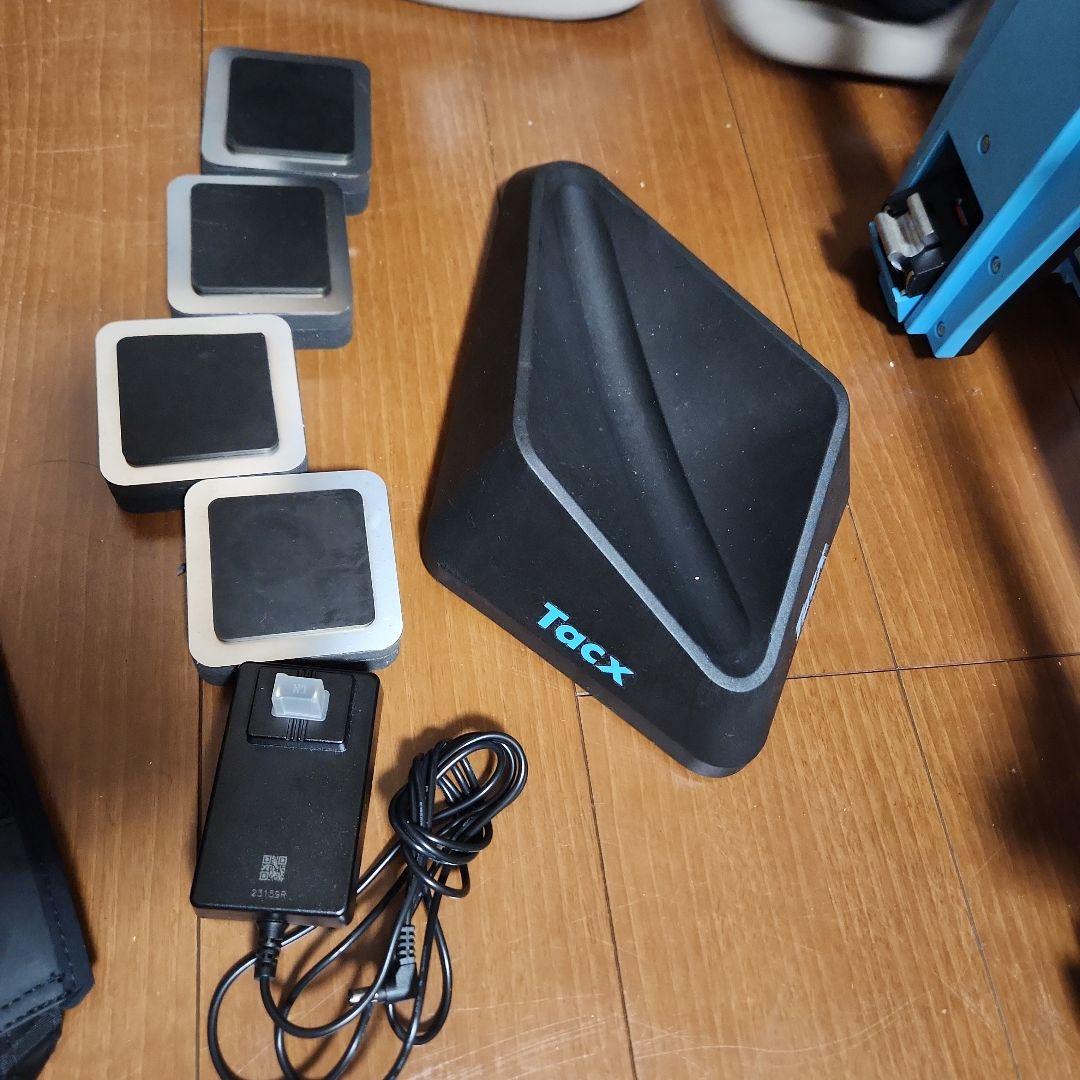 (中古)純正:Tacx NEO 2 Smart おまけ付