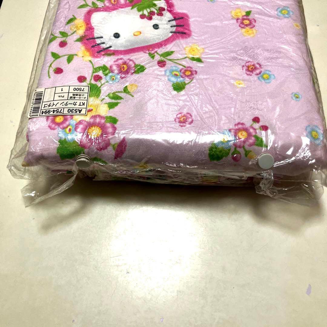 サンリオ ハロー キティ カーテン いちご 新品 希少 レア Sanrio