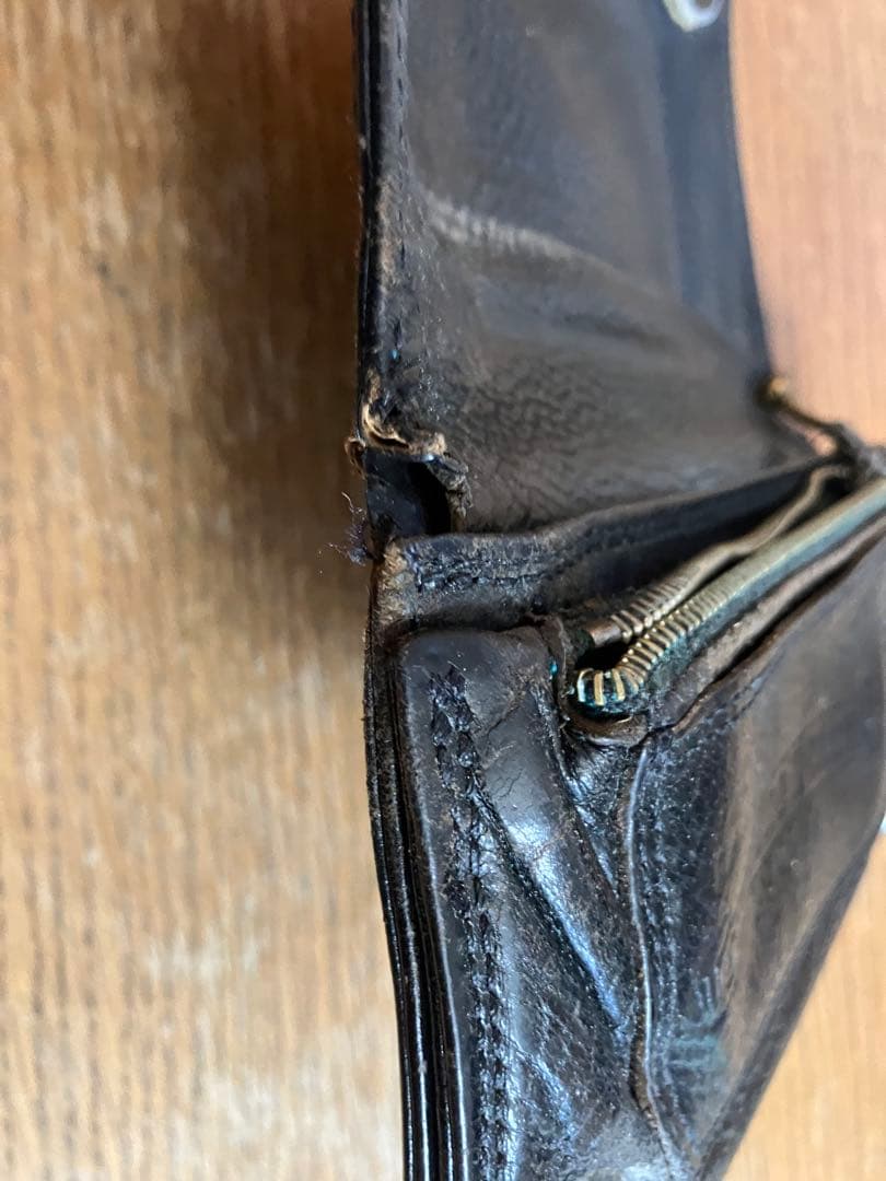 クロムハーツ　二つ折り財布