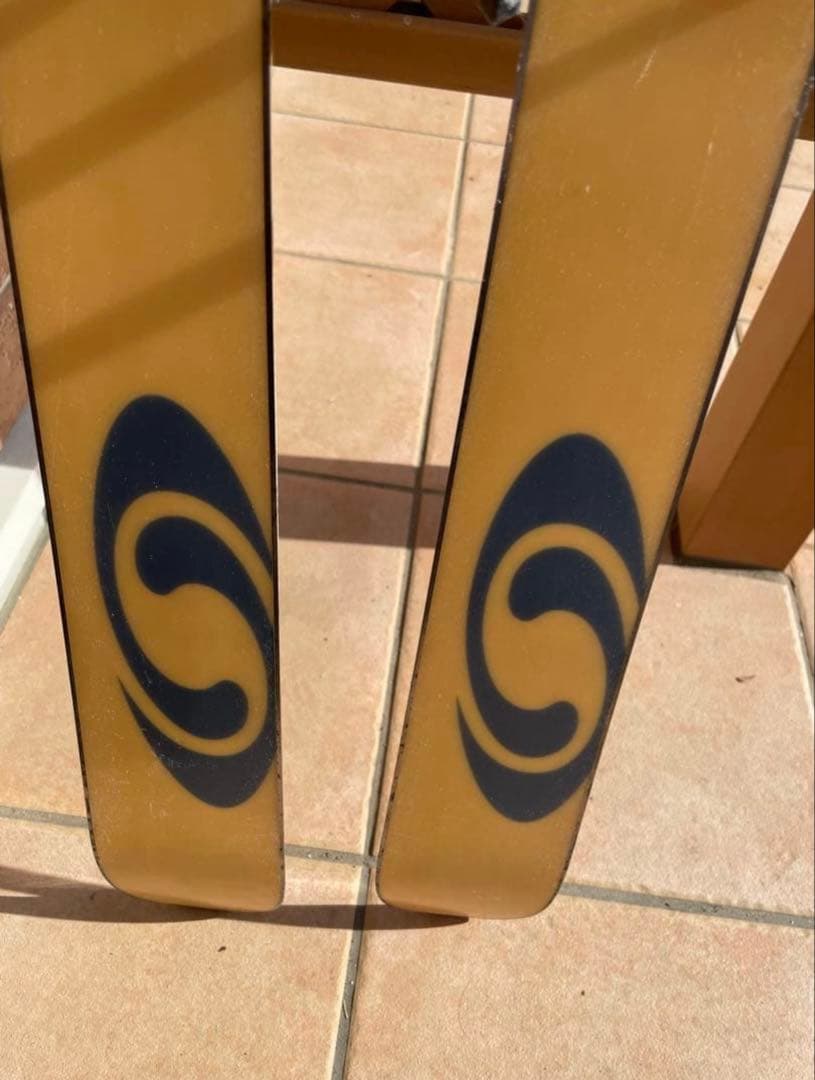 Salomon スキー板 黄色 (145 cm)