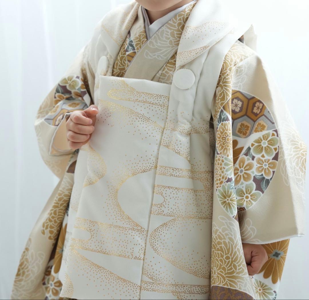 美品　utatane ひよこ商店　七五三　3歳被布　クリーム金彩 エクリュ七宝