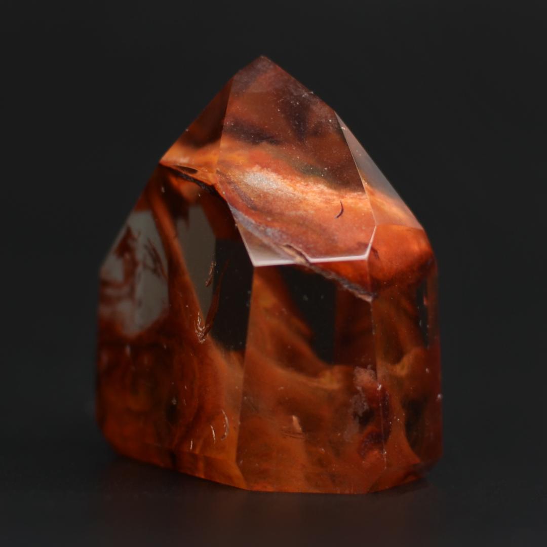 レッドアクチノライトインクォーツ-ポリッシュポイント【ブラジル産】