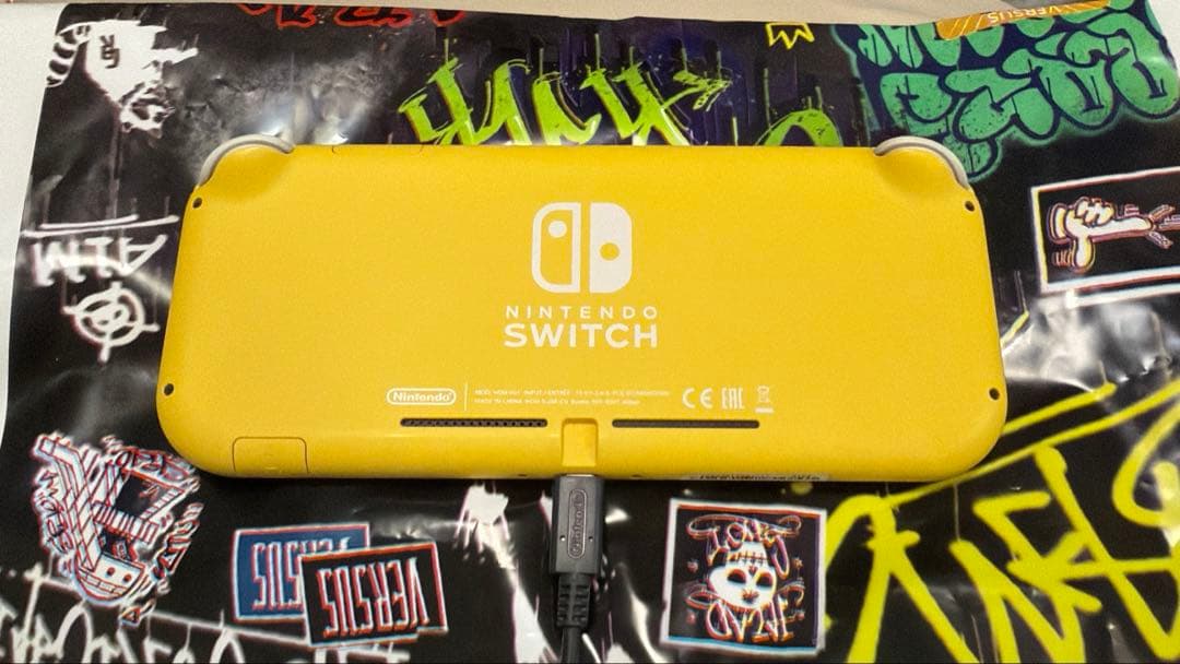Switch Lite イエロー 本体