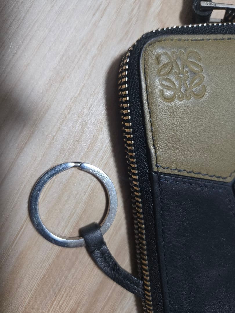 Loewe ロエベ　パズル　フラグメントケース