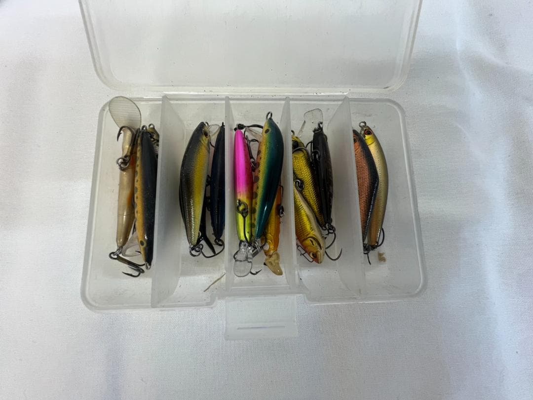 最終値下渓流ルアー　新品＆中古ルアーセット、ケース付　まとめ売り