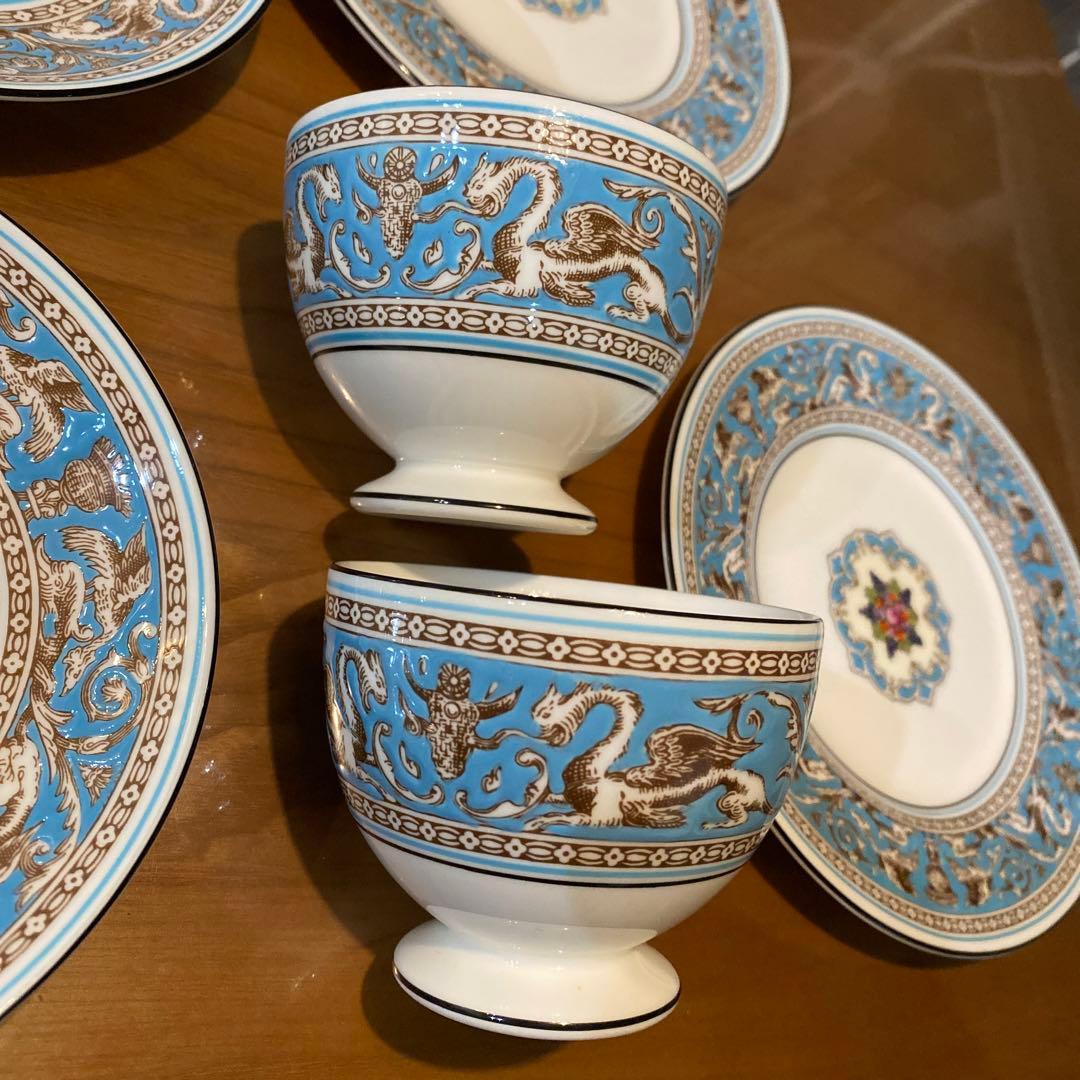 カップ　ソーサー　プレート　２セット