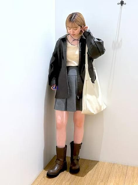 新品 レザードロストZIPブルゾン ローリーズファーム ブラウン