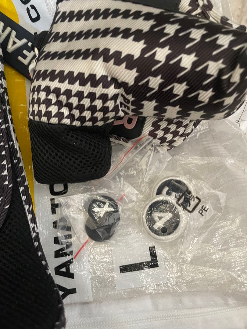 (2／11まで)PEARLY GATES キャディバッグ ヘッドカバーセット