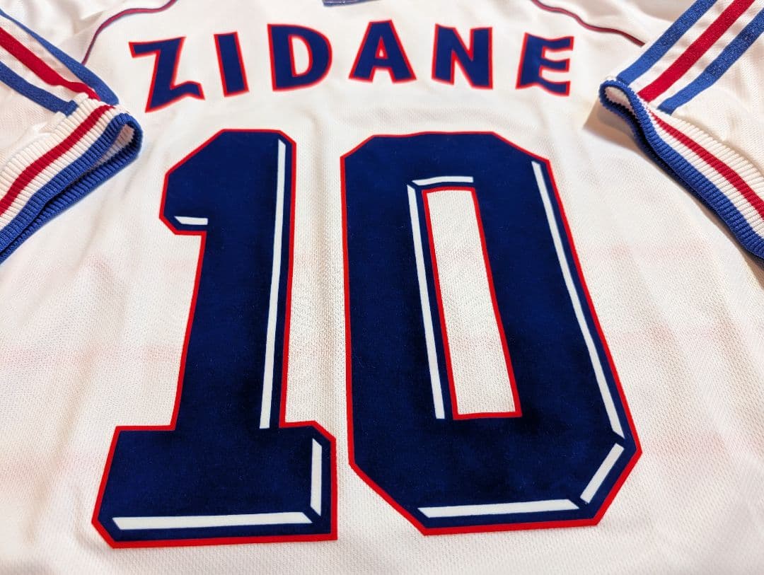 【ほぼ新品の当時物！】ジネディーヌ・ジダン/フランス代表/98年W杯/アウェイ