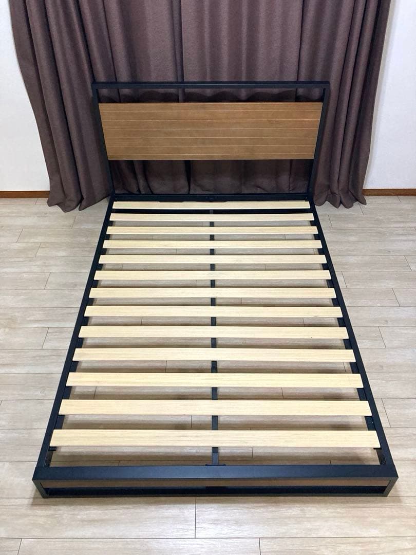 【自社配送エリア限定販売】超美品！細かな傷あり！ダブルサイズベッドフレーム！