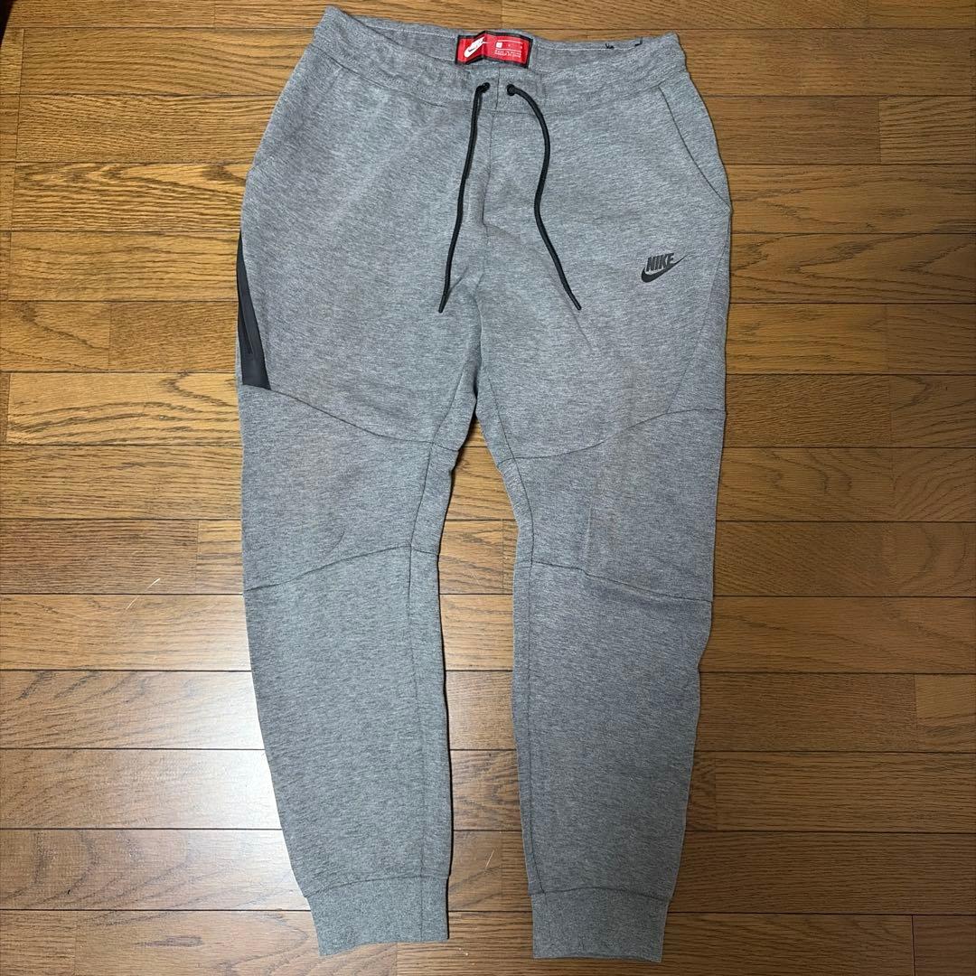 美品　NIKE テックフリース　セットアップ