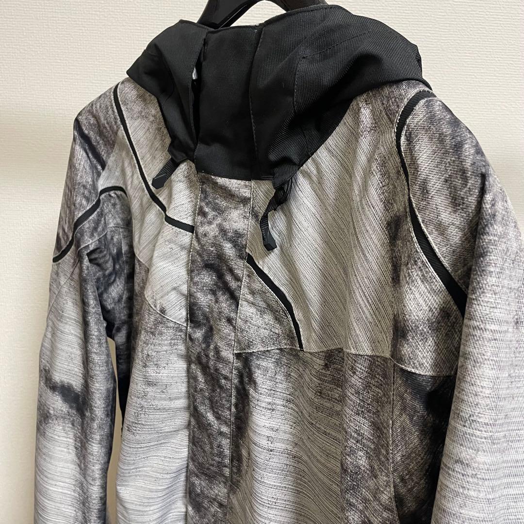 【極美品】VOLCOM IMMORTAL JACKET【M】スノーボードウェア