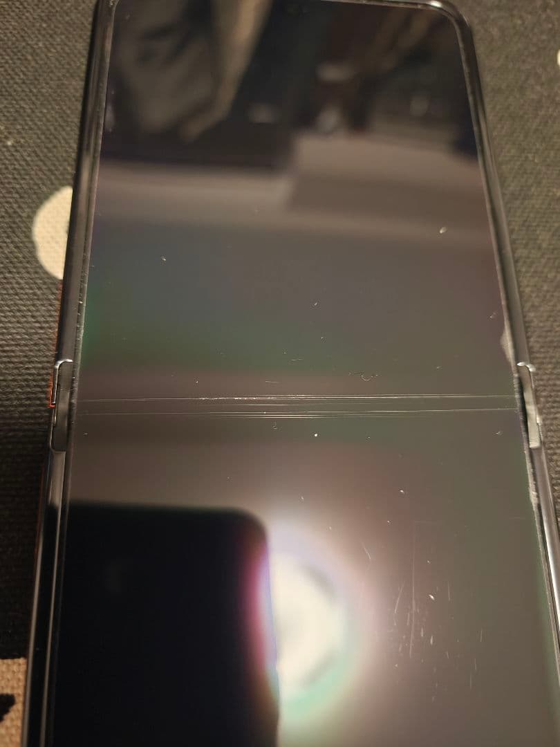 か*ん様 Motorola razr 50 SIMフリー　12+512GB オマ