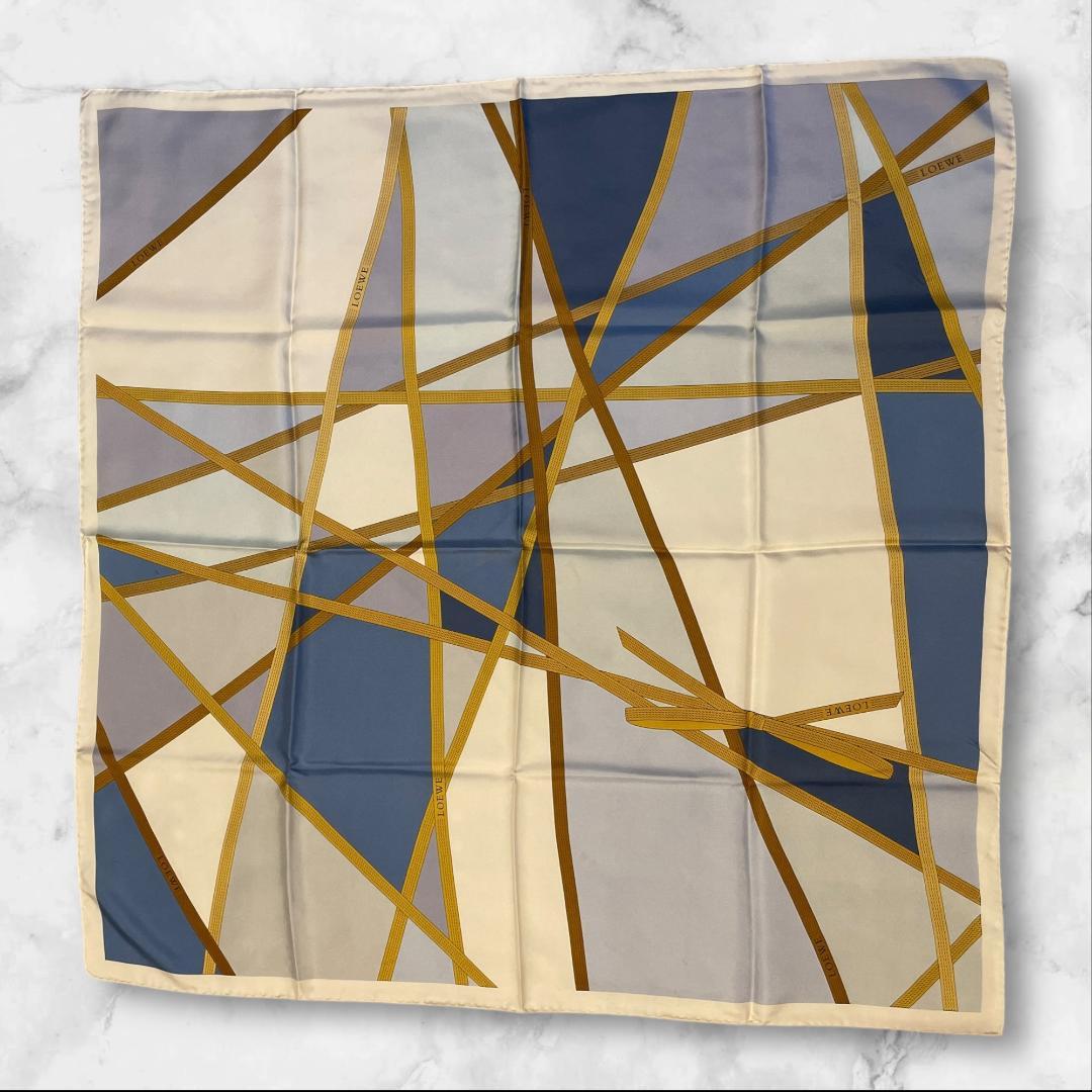 LOEWE ロエベ シルク スカーフ マルチカラー 幾何学柄
