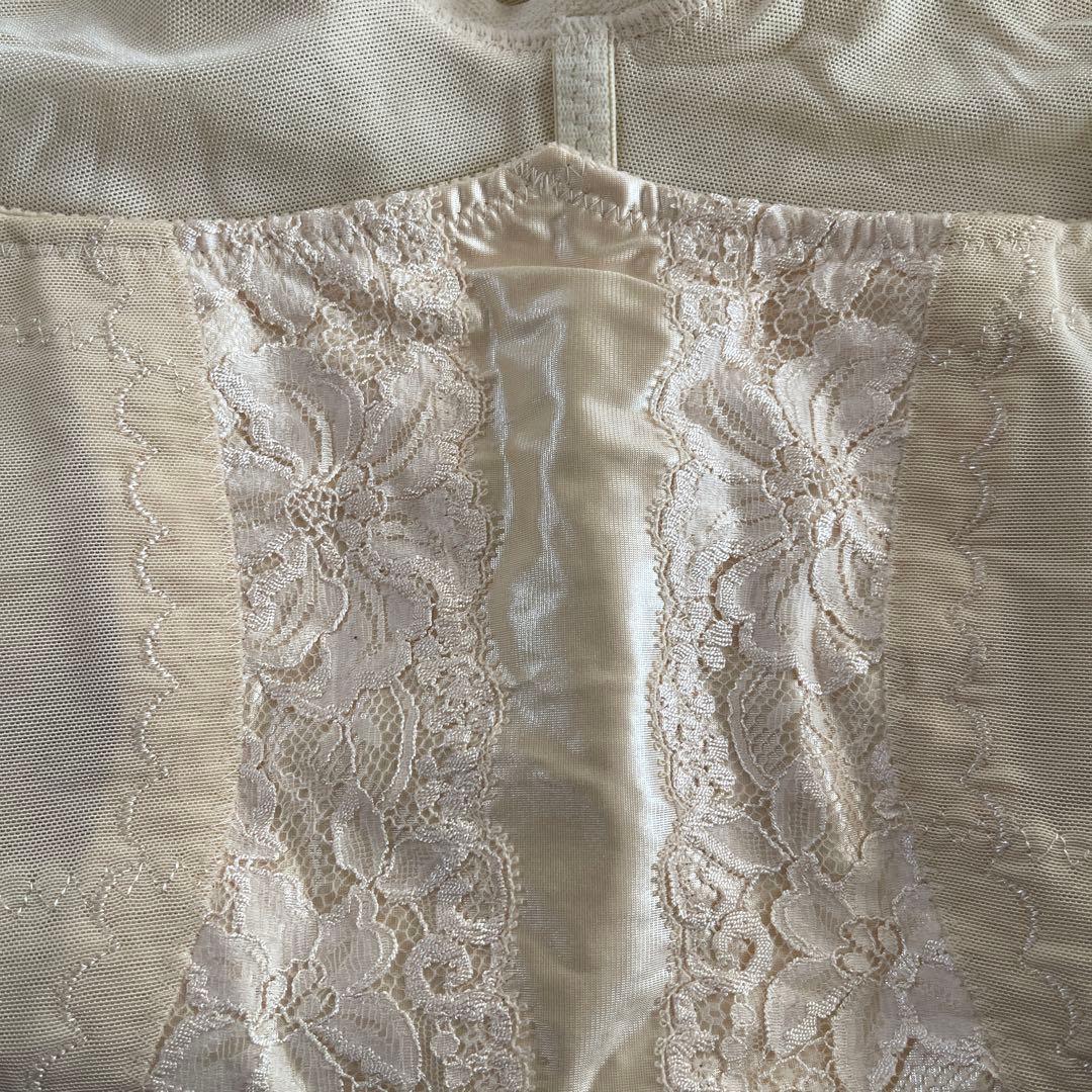 サミットインターナショナル補正下着2点セット　スーツ　90ロング　ガードル　82