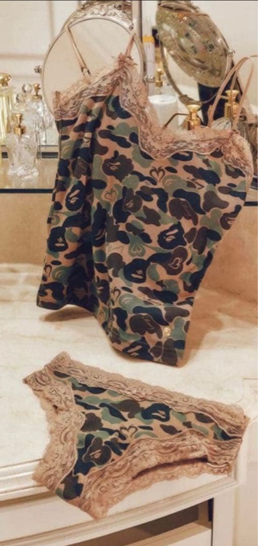 MOUSSY A BATHING APEコラボ 迷彩柄アンダーウェア