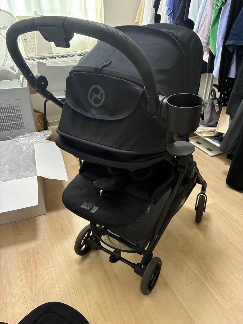 cybex サイベックス　メリオカーボン　2023年　保証付（9月20日まで）