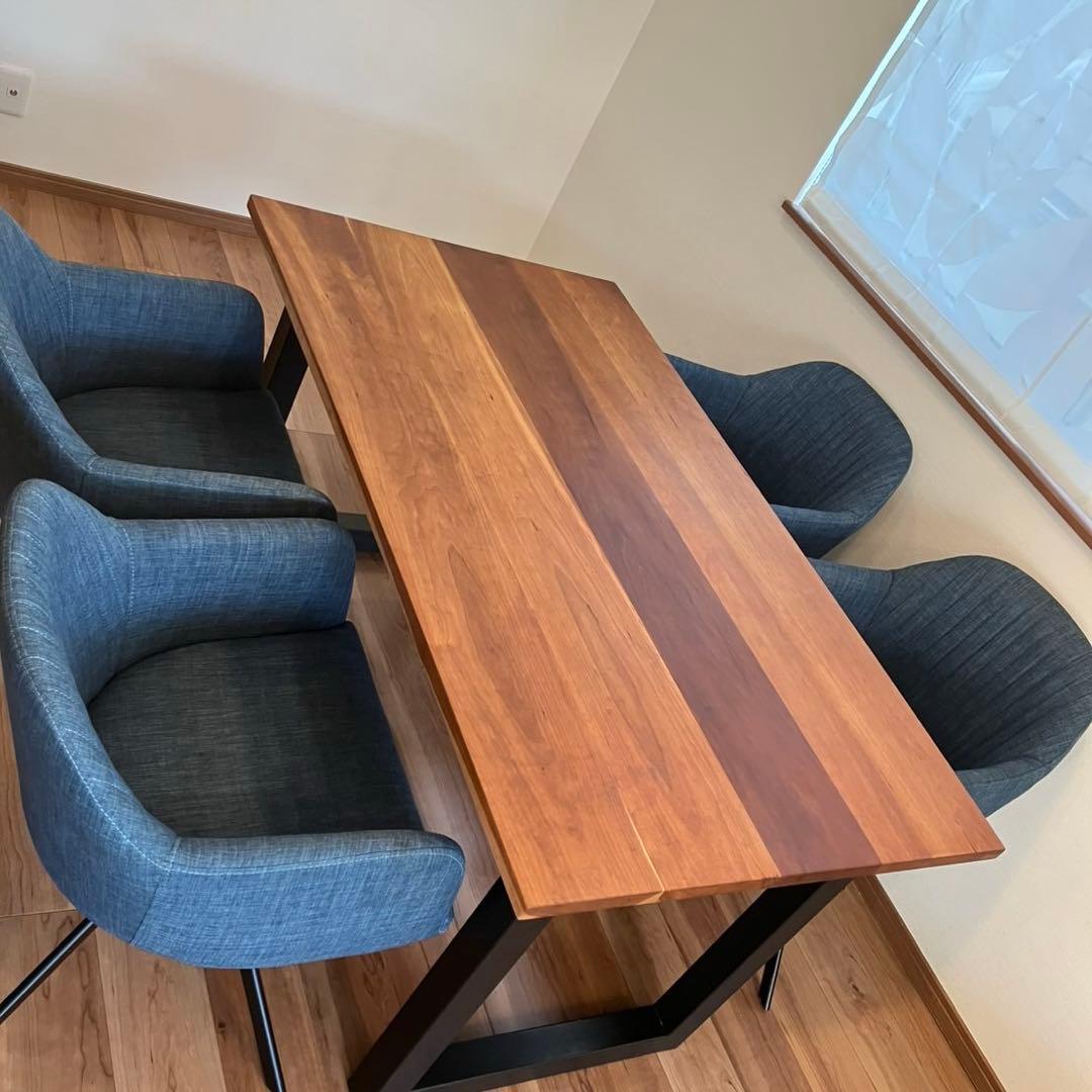 しょーP　ダイニングテーブル