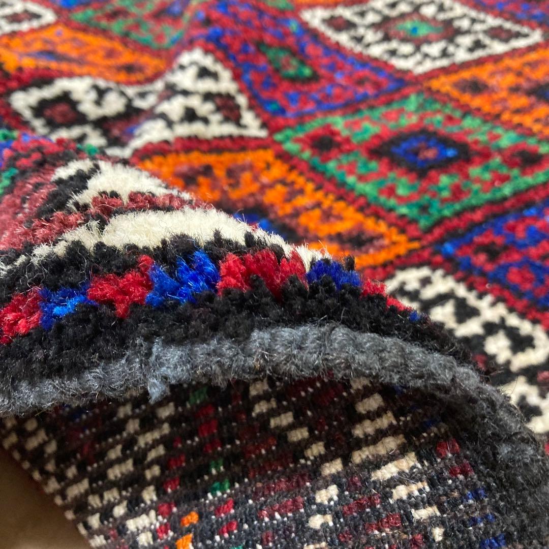 ペルシャ絨毯　バルーチ　ヴィンテージラグ　トライバルラグ　116x71~76㎝