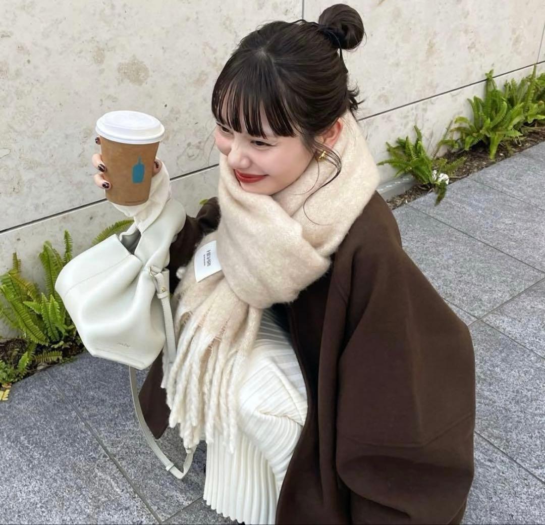 【お値下げ！】hinari ウェーブデザインミドルコート ブラウン